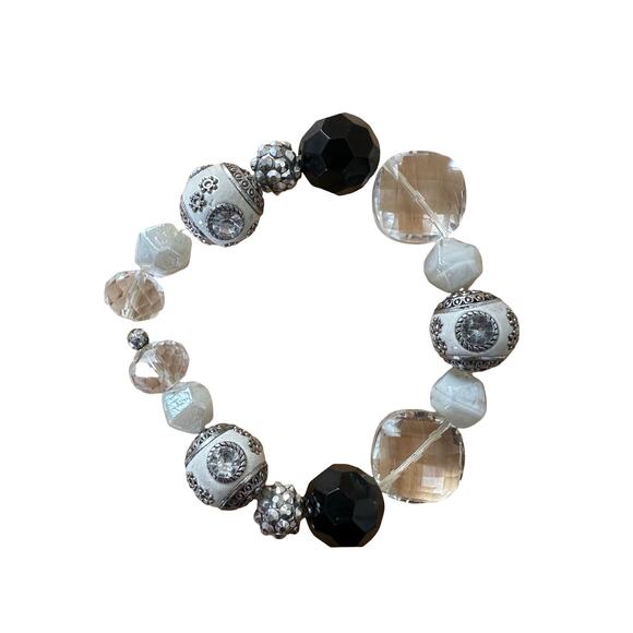 Pair of Black and White Stone and Glass Stretch Bracelets - Picture 4 of 7